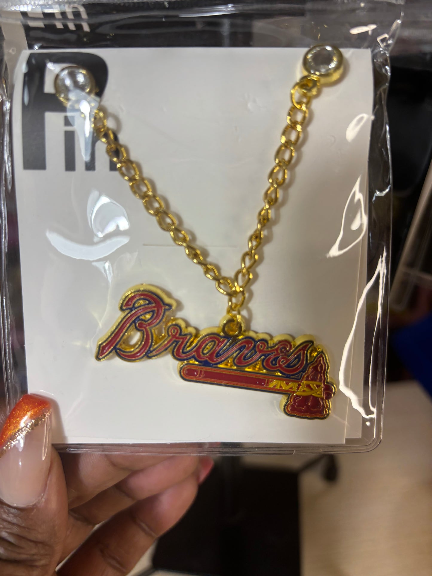 ✨ Hat Chain Pins – Add a Royal Touch to Your Style 👑