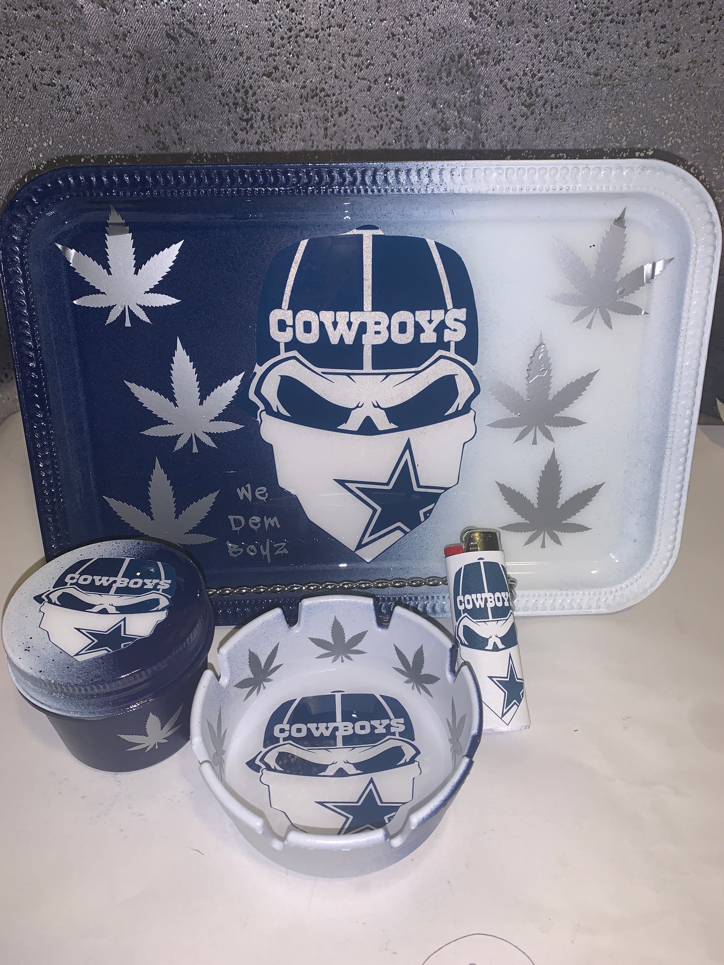 Custom 5 piece Rolling Tray Set