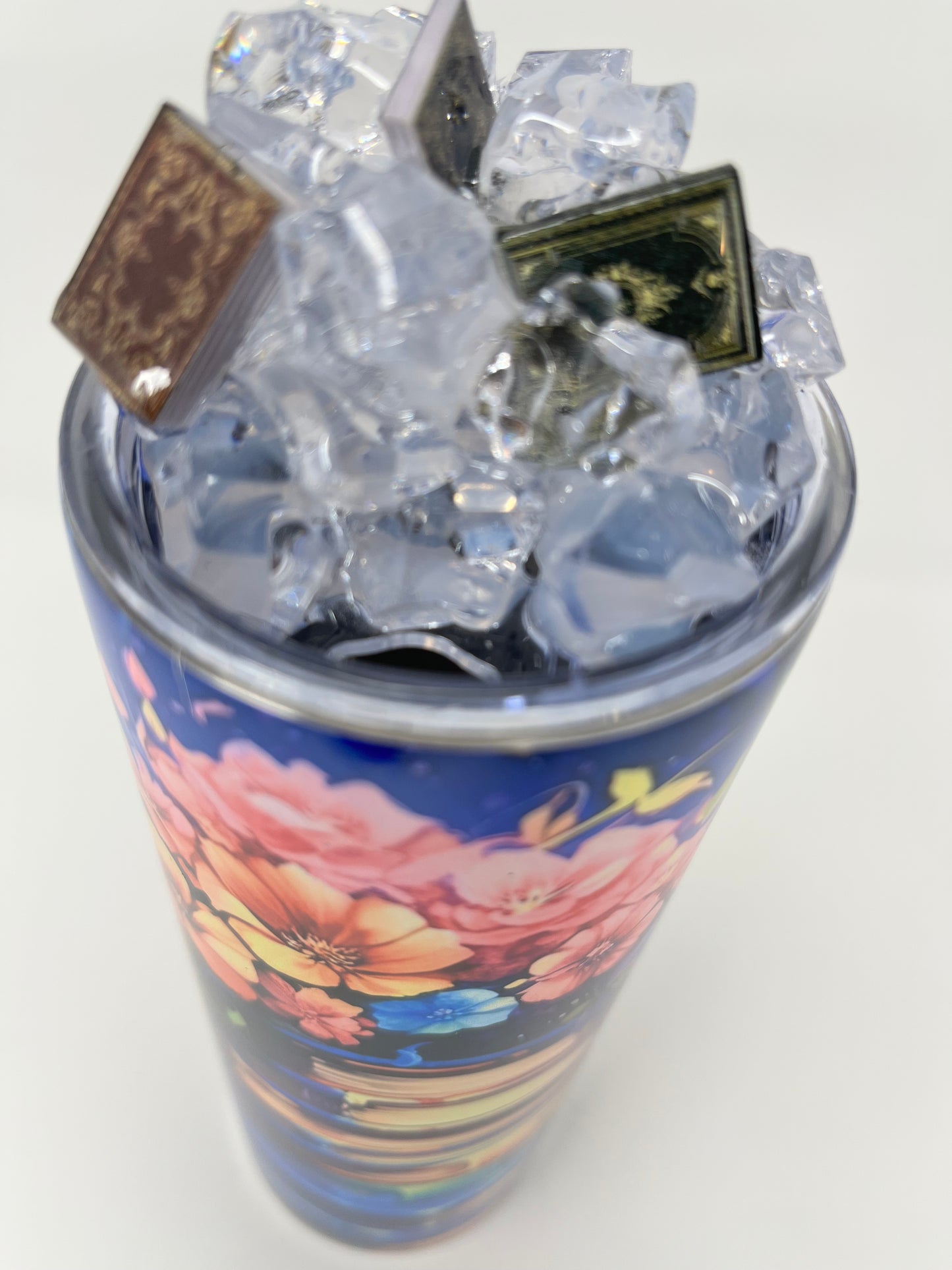 Enchanted Library 20 oz. Tumbler with 3D ice lid