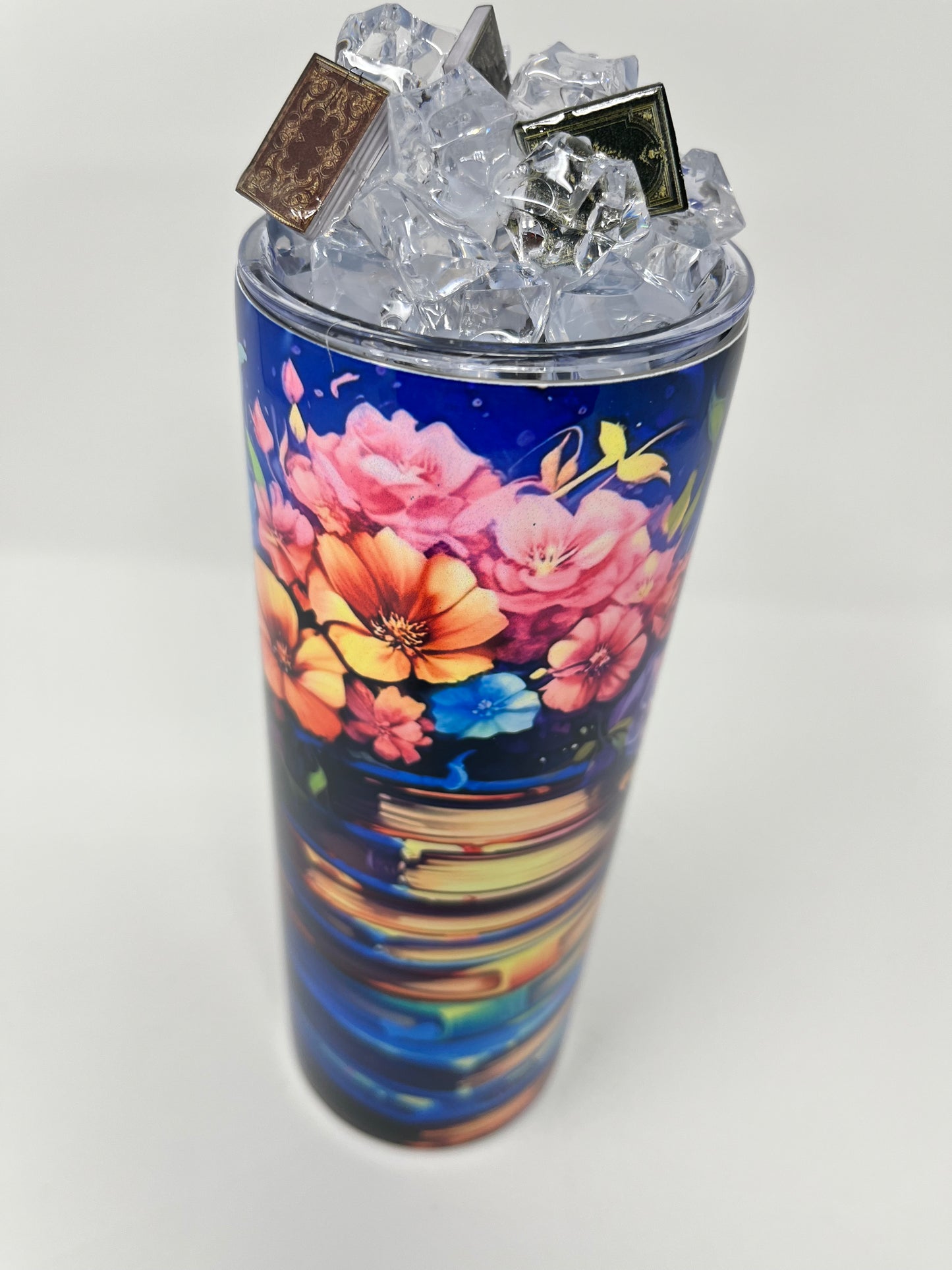 Enchanted Library 20 oz. Tumbler with 3D ice lid