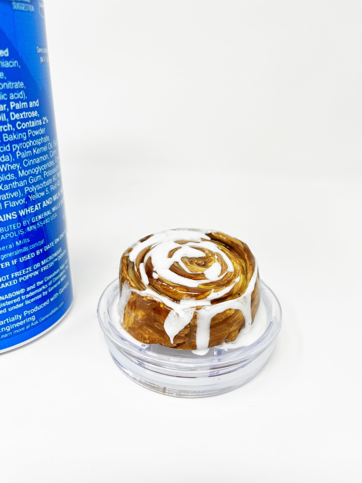 Cinnabon Cinnamon Rolls with 3D Lid- 20 oz.